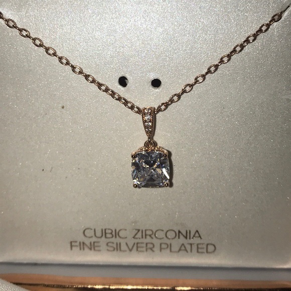 Rose gold necklace - Picture 2 of 4